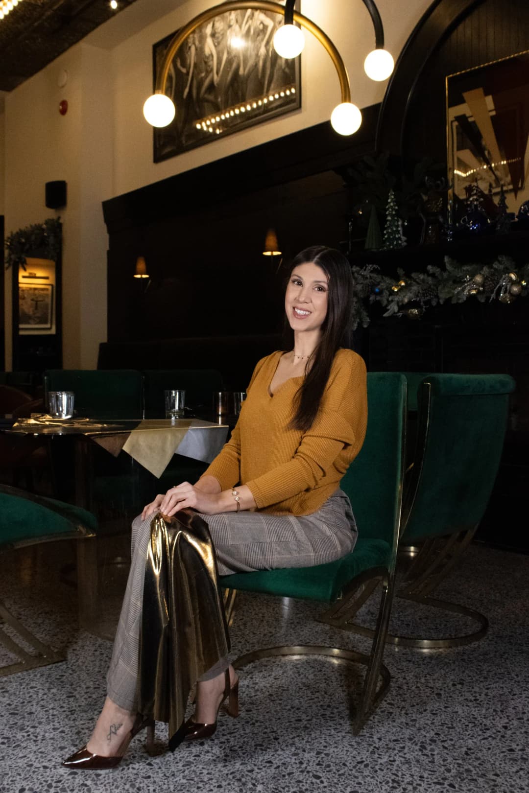 Naomi Ciarallo, Certified Colour Specialist
